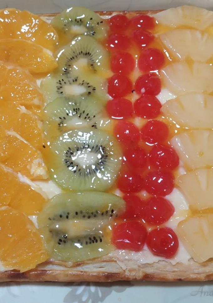 Una foto de Tarta de frutas con hojaldre