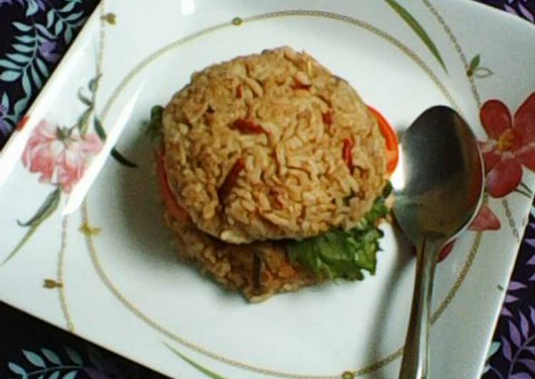 Burger Nasi Goreng Sederhana Tapi Enakk