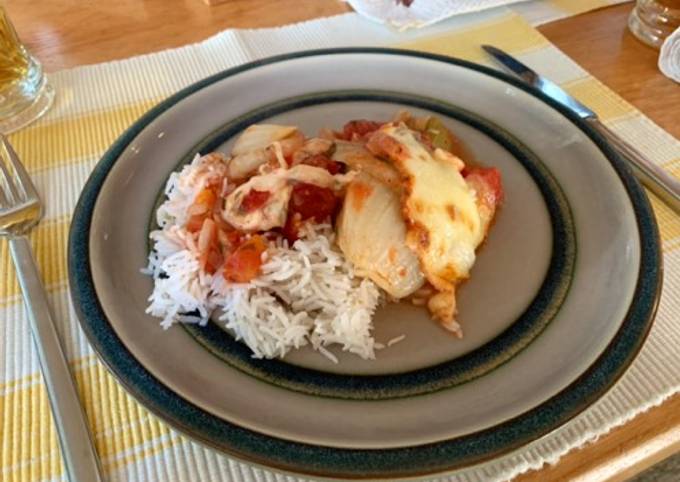 Überbackener Fenchel in Tomatensauce