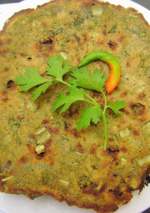 A picture of Bok Choy Bajra Roti.