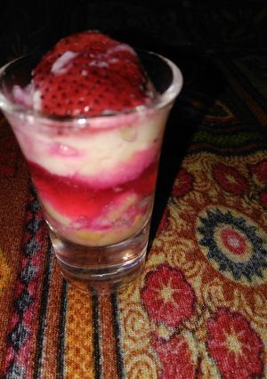 A picture of Creamy buiscuit pudding.