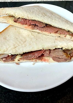 A picture of My Leftover Lamb and Mint Sauce Sandwich 😘.