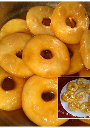 दिवाळी विशेष शाकाहारी पाकातील डोनट रेसिपी (pakatil doughnut recipe in marathi) रेसिपी चे मुख्य फोटो