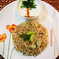 A picture of Sabudana Peanut Pulao.