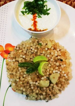 A picture of Sabudana Peanut Pulao.