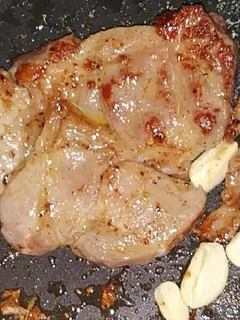 Hình của món Thịt nạc dăm áp chảo cực hấp dẫn 🥩.