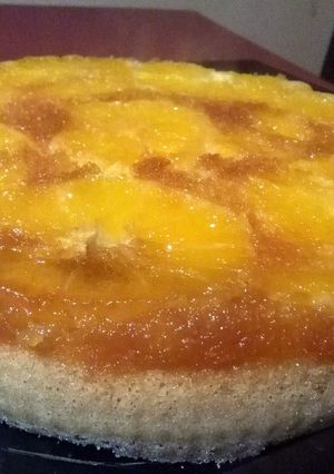 Una foto de Torta de naranja invertida 🍊🍰