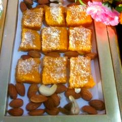 A picture of Coconut burfi.