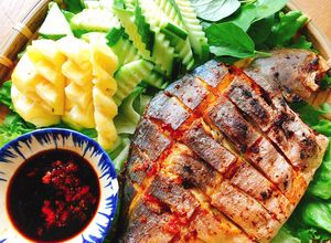 Hình của món Cá chim nướng muối ớt.