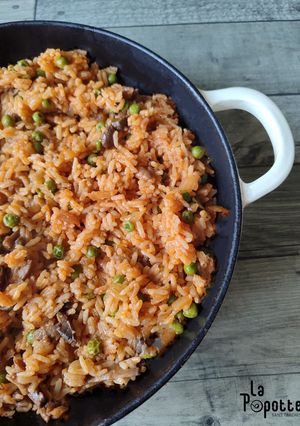 Une photo de Riz pilaf au pilau et petits pois