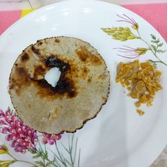 A picture of Bajra Rotla.
