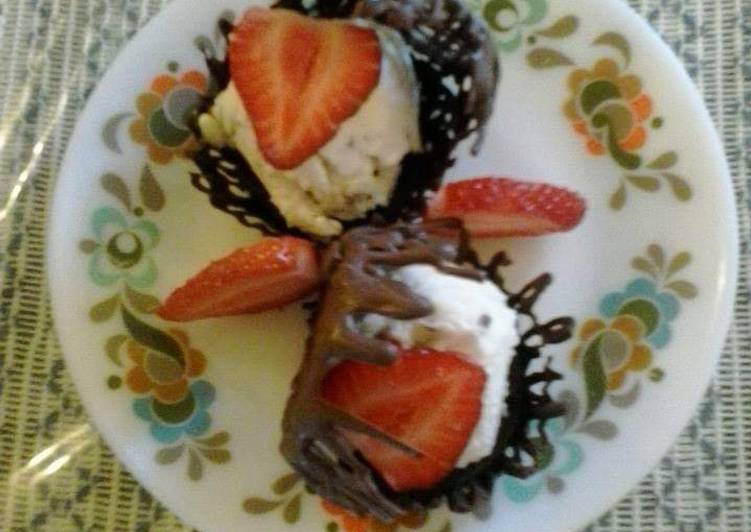 Recipe of Award-winning Chocolate trellis Cups#festiveContest_Kisumu