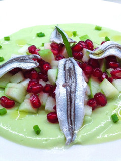 Foto di Alici marinate con guacamole, melagrana e mela verde granny Smith