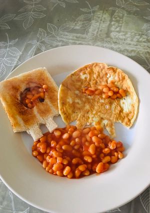A picture of Spooky breakfast.