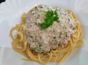 Tejszínes, tonhalas tészta recept fotója
