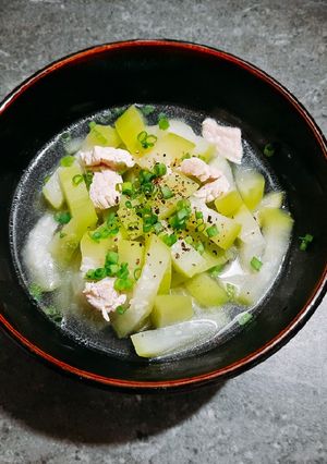 Hình của món Canh bầu nấu thịt heo.