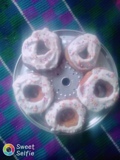 Una foto de Donas 🍩🍩🍩caseras a mi manera