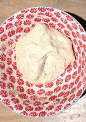 Une photo de Pâte à pizza "maison"