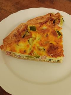 Une photo de Quiche lardons courgette