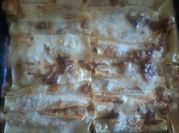 Una foto de morrones relleno de carne picada