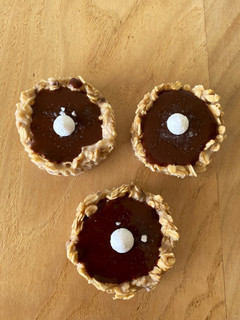 Foto di Cestini di avena e crema pasticciera al cacao lights