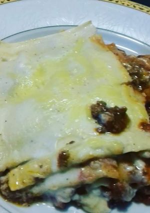 Una foto de Lasagna a la Bolognesa