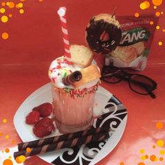 Mango strawberry punch A picture of Mango strawberry punch.