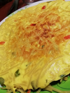 Una foto de Tortilla de fideos