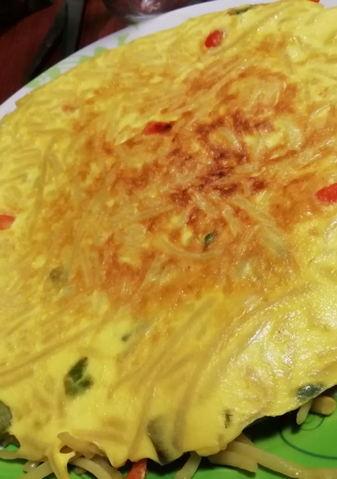 Una foto de Tortilla de fideos
