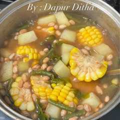 A picture of Sayur Asem Betawi.