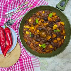 A picture of Spicy Meatball and Potato Stew.