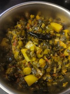 हरे प्याज़ की सब्जी (Hare Pyaz ki sabzi recipe in Hindi) रेसिपी मुख्य फोटो