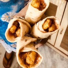 A picture of Soya masala chunk roll.