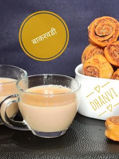 बाकरवडी (bakarvadi recipe in marathi) रेसिपी चे मुख्य फोटो