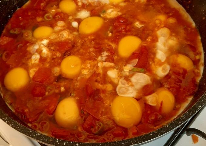 Shakshuka or (Tomato Eggs)