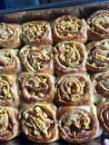 Rolls de canela y manzana