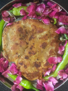 टमाटर पराठा (Tamatar Paratha recipe in Hindi) रेसिपी मुख्य फोटो