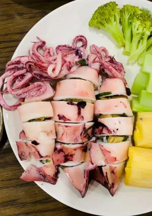 Hình của món Mực lá hấp gừng.