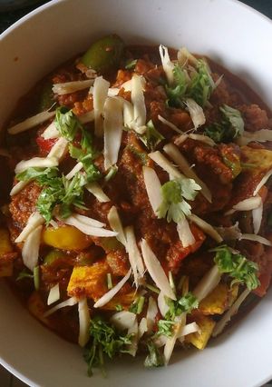 A picture of Paneer jalfrezi.