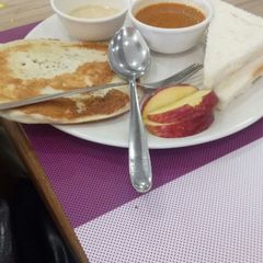 A picture of Uttapam.