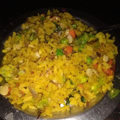 A picture of Vegetable poha.