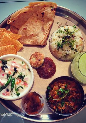 A picture of Fusion thali.