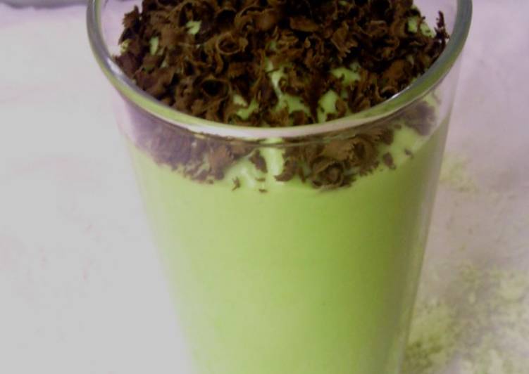 Easiest Way to Make Speedy Avocado Coconut Smoothie