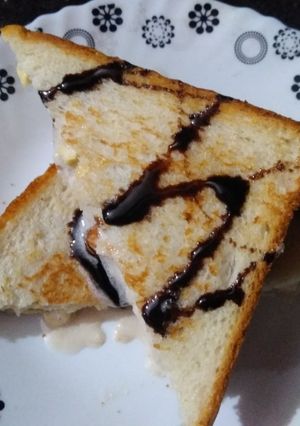 A picture of Malai toast.