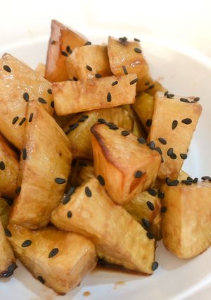 Hình của món Khoai lang chiên mật ong nước tương.