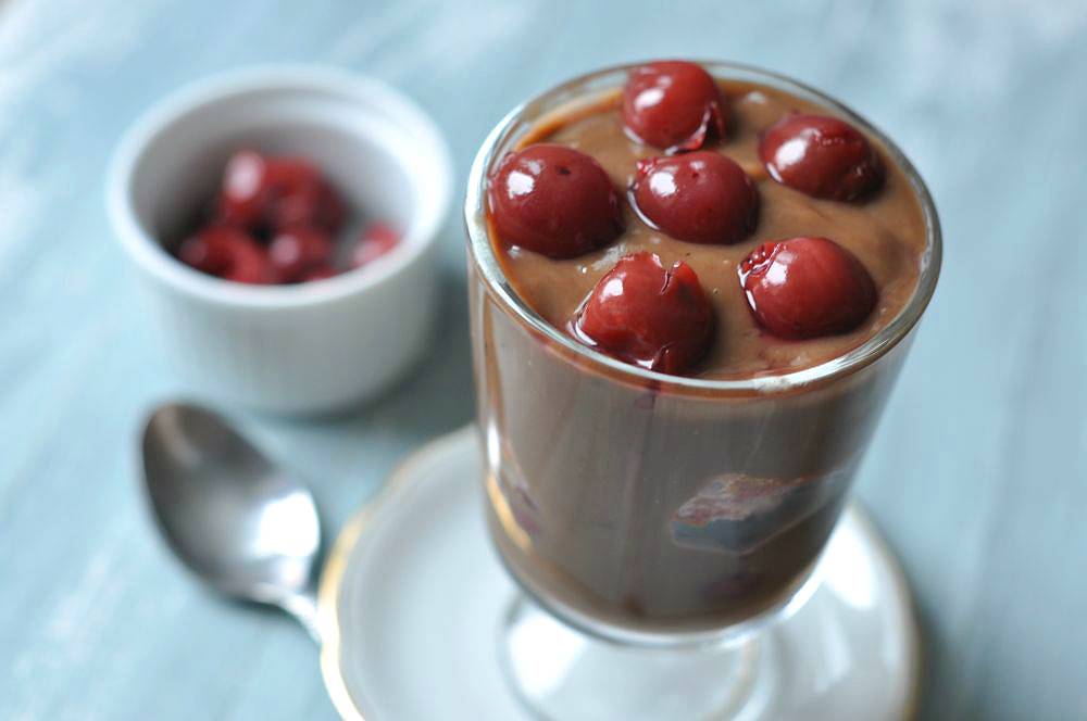 Meggyes csokikrémes pohárkrém recept recept fotó