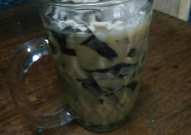 makanan Es cappucino cincau Jadi, tidak cukup satu