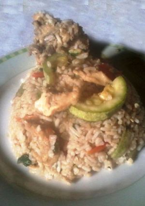 Una foto de Arroz frito con vegetales