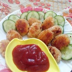 A picture of Potato nuggets.