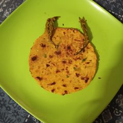 A picture of Lauki Paratha.